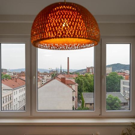 Elegant Tour As Studio Gilly With Open Views And A Balcony In The Center リュブリャナ エクステリア 写真