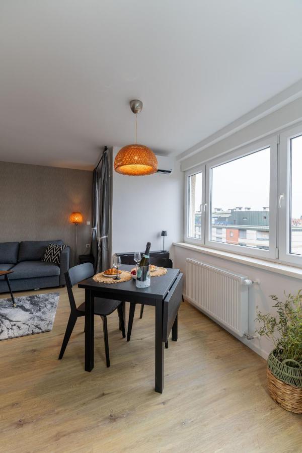 Elegant Tour As Studio Gilly With Open Views And A Balcony In The Center リュブリャナ エクステリア 写真